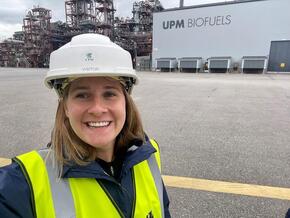 Jess Zeuner in front of the UPM Biofuels mill