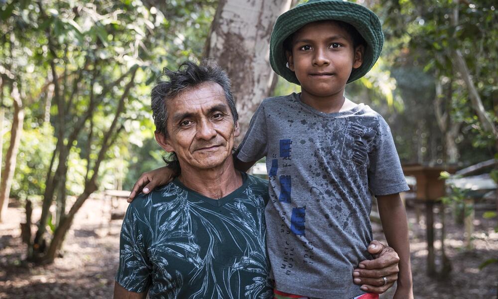 José Ivanildo Correia dos Santos with son Jackson Nascimento dos Santos