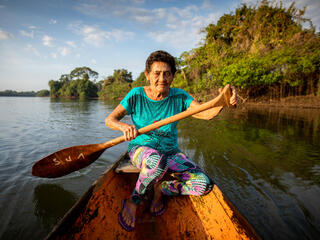 Veldiz Pereira da Silva paddling on the Coco River in Cantão State Park, Brazil