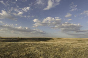 Charles M Russell National Wildlife Refuge, adjacent to WWF project site. Montana, Northern Great Plains, United States