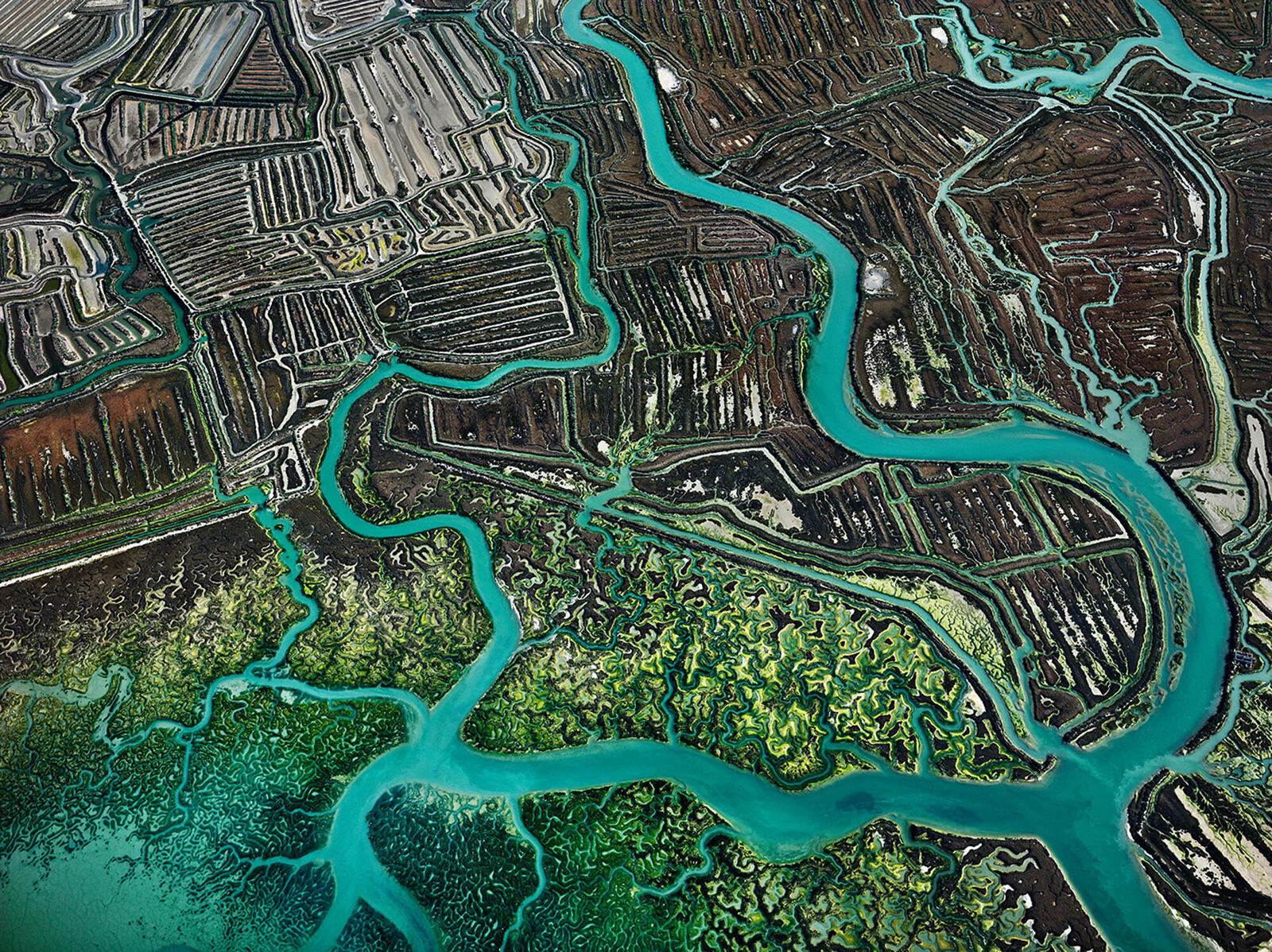 Gallery: Photographs by Edward Burtynsky, Magazine Articles