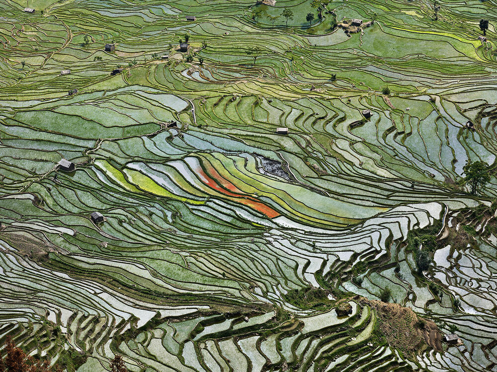 China - Photographs by Edward Burtynsky