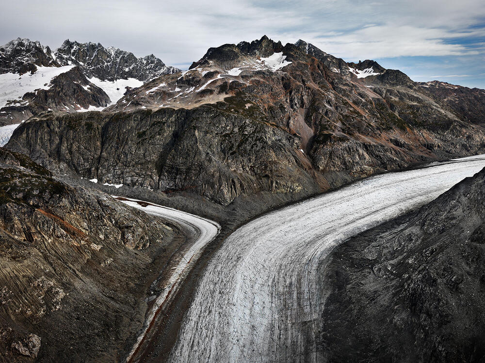 Gallery: Photographs by Edward Burtynsky, Magazine Articles