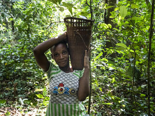 Prisca BOUGOE, from the village of Yandoumbé, and member of the Ndima-Kali Association, an organization comprised of local BaAka people living around the Dzanga-Sangha Special Reserve, Central African Republic