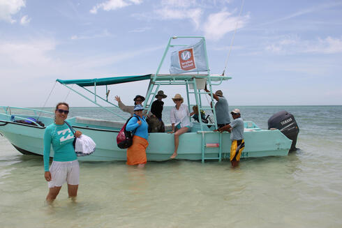 whaleshark boat spring2018